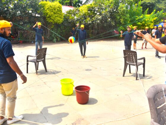 The Science of Connection: How Team Outings Improve Communication and Trust